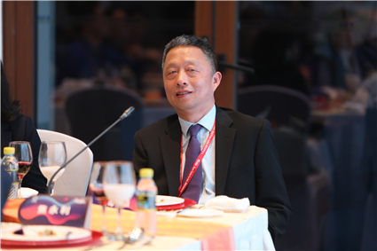 周  皓 中文av
紫光金融学讲席教授、副院长，中文av
国家金融研究院副院长.jpg