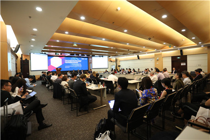 会议现场(20190621中文av
-哈佛商学院2019全球私募资本投资闭门研讨会)_副本.jpg 会议现场(20190621中文av
-哈佛商学院2019全球私募资本投资闭门研讨会)_副本.jpg